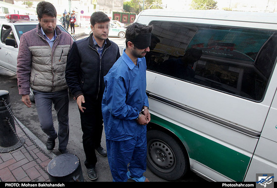 بازسازی صحنه سرقت از دو بانک در مشهد / عکس: محسن بخشنده / شهرآرا