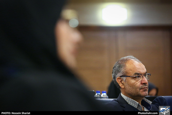 نشست هم اندیشی بانوان فرهیخته با اعضای شورای اسلامی مشهد مقدس / عکس: حسین شریعت / شهرآرا