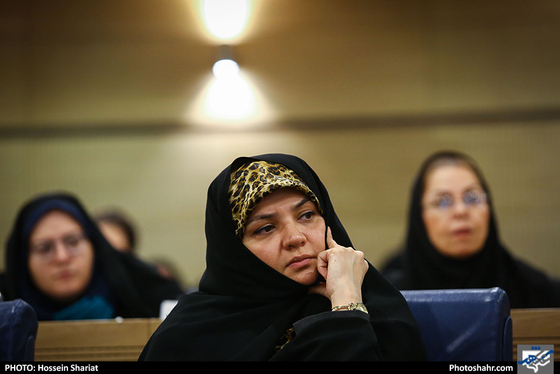 نشست هم اندیشی بانوان فرهیخته با اعضای شورای اسلامی مشهد مقدس / عکس: حسین شریعت / شهرآرا