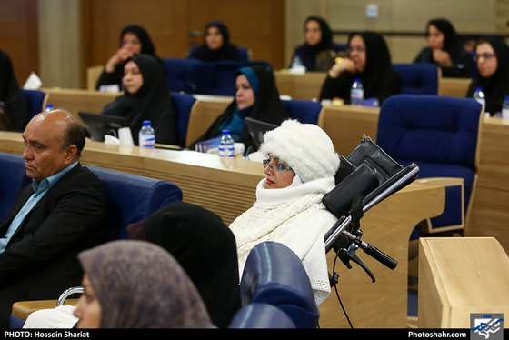 نشست هم اندیشی بانوان فرهیخته با اعضای شورای اسلامی مشهد مقدس / عکس: حسین شریعت / شهرآرا