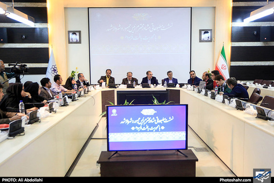 نشست مطبوعاتی مشاور رئیس جمهور و شهردار مشهد مقدس / عکس: علی عبداللهی / شهرآرا