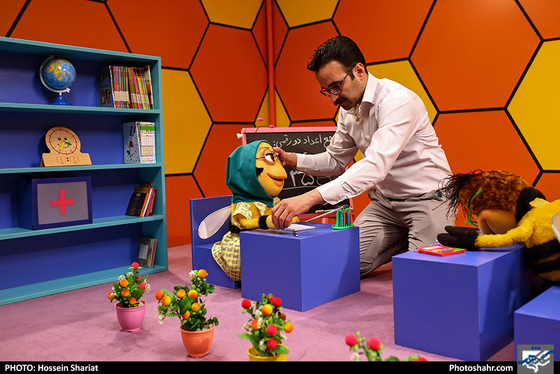 پشت صحنه برنامه تلویزیونی شهر عسل / عکس: حسین شریعت / شهرآرا