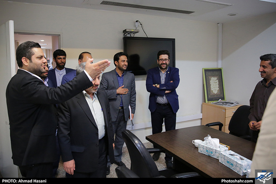بازدید اعضای هیأت مدیره خانه مطبوعات جنوب کرمان از روزنامه شهرآرا / عکس: احمد حسنی / شهرآرا/ عکس: احمد حسنی / شهرآرا