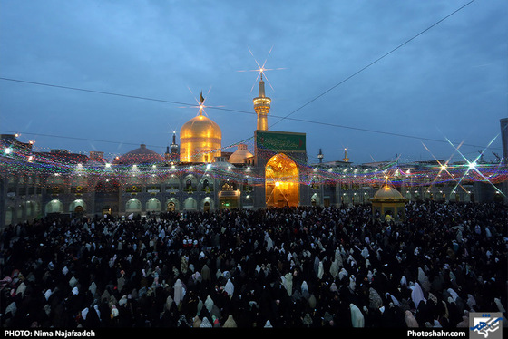 حرم مطهر امام رضا (ع) در نیمه شعبان / عکس: نیما نجف زاده / شهرآرا