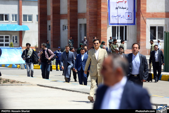 بهره برداری از کارخانه آهن اسفنجی (واحداحیاء مستقیم) با حضور رئیس جمهوری  / عکس: حسین شریعت / شهرآرا