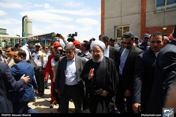 بهره برداری از کارخانه آهن اسفنجی (واحداحیاء مستقیم) با حضور رئیس جمهوری  / عکس: حسین شریعت / شهرآرا