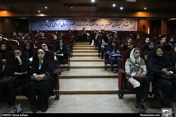 نشست کودک آزاری / عکس: ساناز صفائی / شهرآرا