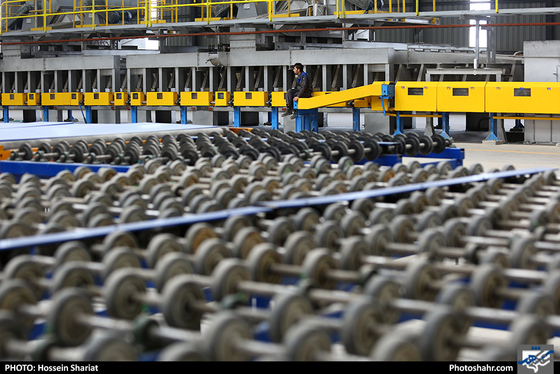 بهره برداری از پروژه کارخانه شیشه در فریمان / عکس: حسین شریعت / شهرآرا