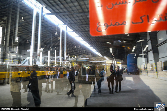 بهره برداری از پروژه کارخانه شیشه در فریمان / عکس: حسین شریعت / شهرآرا