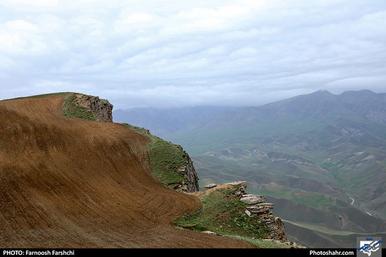 طبیعت بهاری "قله فرود" شهرستان کلات / عکس: فرنوش فرشچی / شهرآرا