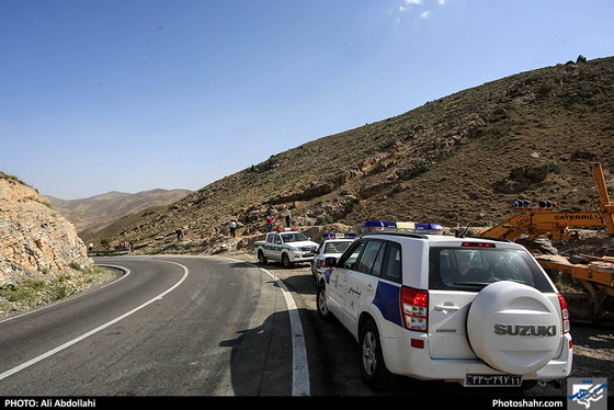 واژگونی اتوبوس حامل دانش آموزان دختر شهرستان خواف در جاده کلات / عکس: علی عبداللهی / شهرآرا