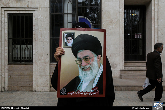 راهپیمایی نمازگزاران در محکومیت آمریکا / عکس: حسین شریعت / شهرآرا