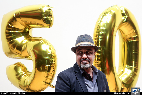 رونمایی از تندیس رضا عطاران در سینما هویزه / عکس: حسین شریعت / شهرآرا