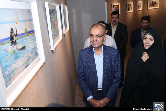 افتتاح نمایشگاه آثار هنرمندان روزنامه شهرآرا / عکس: حسین شریعت / شهرآرا