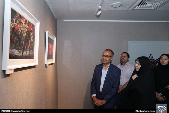 افتتاح نمایشگاه آثار هنرمندان روزنامه شهرآرا / عکس: حسین شریعت / شهرآرا