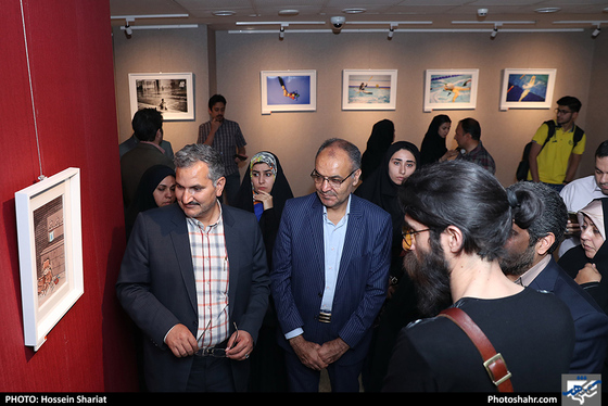 افتتاح نمایشگاه آثار هنرمندان روزنامه شهرآرا / عکس: حسین شریعت / شهرآرا