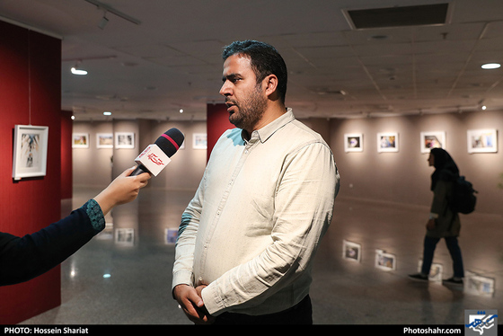 افتتاح نمایشگاه آثار هنرمندان روزنامه شهرآرا / عکس: حسین شریعت / شهرآرا