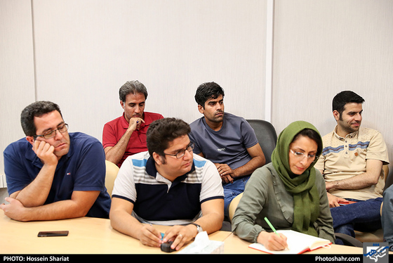 ورکشاپ عکاسی مطبوعاتی در روزنامه شهرآرا / عکس: حسین شریعت / شهرآرا