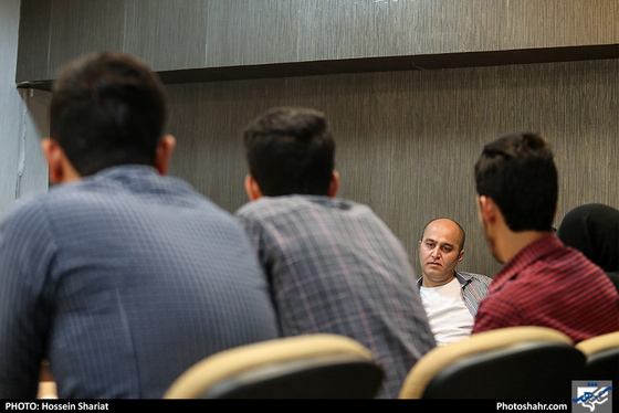 ورکشاپ عکاسی مطبوعاتی در روزنامه شهرآرا / عکس: حسین شریعت / شهرآرا