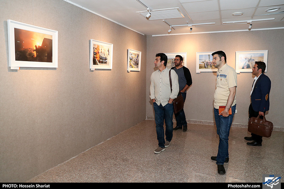 ورکشاپ عکاسی مطبوعاتی در روزنامه شهرآرا / عکس: حسین شریعت / شهرآرا