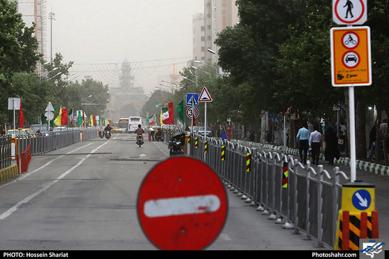 طوفان و گرد و غبار شدید در مشهد  / عکس :حسین شریعت / شهرآرا