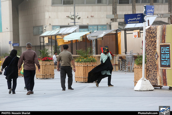 طوفان و گرد و غبار شدید در مشهد  / عکس :حسین شریعت / شهرآرا