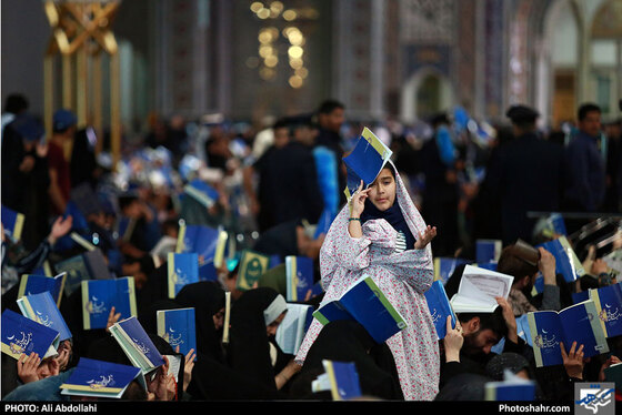 مراسم شب‌ 19 ماه مبارک رمضان در حرم مطهر امام رضا(ع) / عکس: علی عبداللهی / شهرآرا