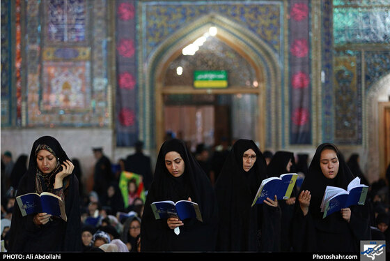 مراسم شب‌ 19 ماه مبارک رمضان در حرم مطهر امام رضا(ع) / عکس: علی عبداللهی / شهرآرا