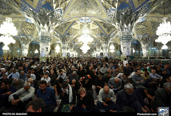 مراسم بیست و نهمین ساگرد ارتحال امام خمینی (ره) در حرم مطهر رضوی / عکس: علی عبداللهی / شهرآرا