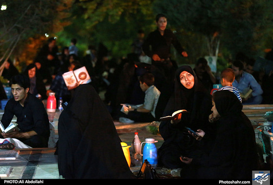 مراسم احیای شب بیست‌ویکم ماه مبارک رمضان دربهشت رضا(ع) / عکس: علی عبداللهی / شهرآرا