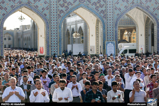 نماز عید فطر در حرم مطهر امام رضا (ع) / عکس: علی عبداللهی / شهرآرا