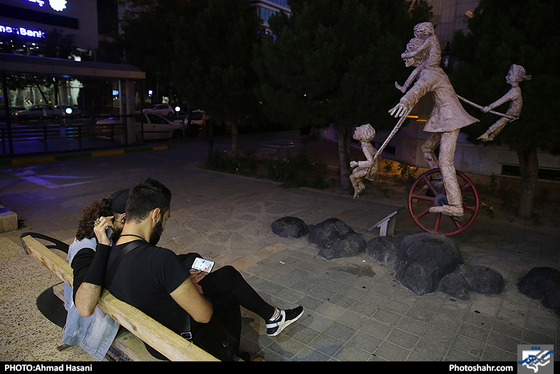 تماشای بازی ایران و مراکش / عکس: احمد حسنی / شهرآرا