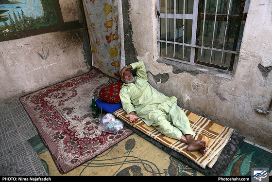 پلمپ مراکز توزیع مواد مخدر در شهرک شهید رجایی / عکس: نیما نجف زاده / شهرآرا 
