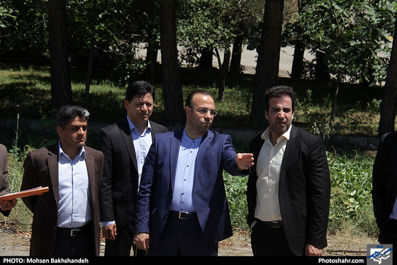 بازدید معاون خدمات و محیط زیست شهری شهرداری مشهد از اماکن ورزشی / عکس: محسن بخشنده / شهرآرا