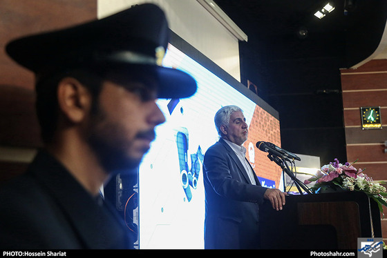 مراسم اهدای مدال های تیم ربوکاپ دانشگاه آزاد اسلامی به آستان قدس رضوی / عکس: حسین شریعت / شهرآرا