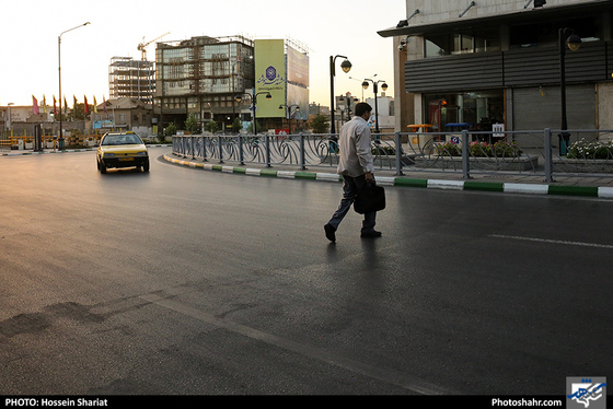 اولین روز تغییر ساعت اداری / عکس: حسین شریعت / شهرآرا