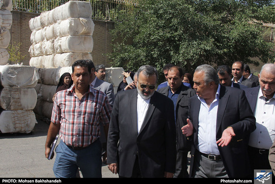 بازدید استاندار از دو واحد تولید نخ در مشهد / عکس: محسن بخشنده / شهرآرا