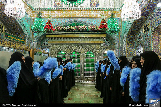 مراسم تعویض پرچم گنبد و پوشش ضریح حرم مطهر رضوی / عکس: محسن بخشنده / شهرآرا