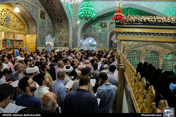 مراسم تعویض پرچم گنبد و پوشش ضریح حرم مطهر رضوی / عکس: محسن بخشنده / شهرآرا