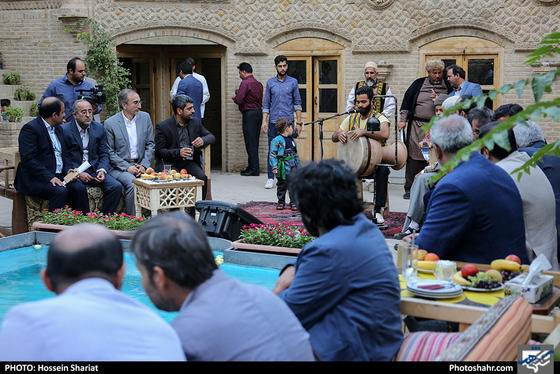 دیدار شهردار مشهد با جمعی از مدیران رسانه های کشور / عکس: حسین شریعت / شهرآرا