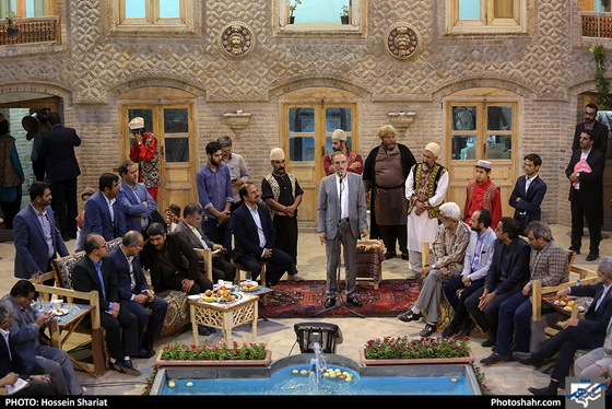 دیدار شهردار مشهد با جمعی از مدیران رسانه های کشور / عکس: حسین شریعت / شهرآرا