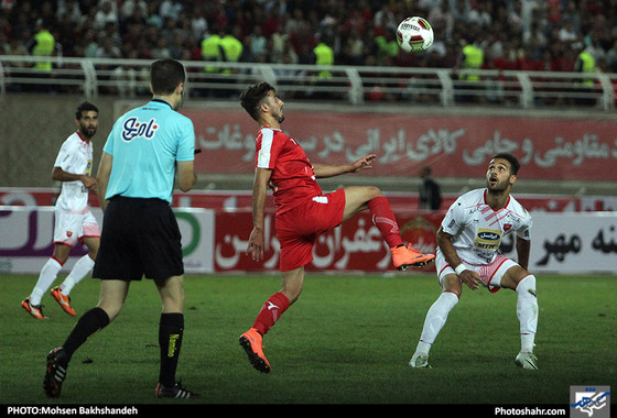 لیگ برتر فوتبال/مسابقه پدیده مشهد و پرسپولیس تهران 2 / عکس: محسن بخشنده / شهرآرا 