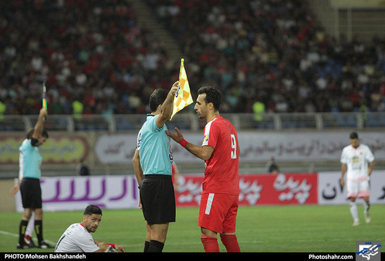 لیگ برتر فوتبال/مسابقه پدیده مشهد و پرسپولیس تهران 2 / عکس: محسن بخشنده / شهرآرا 