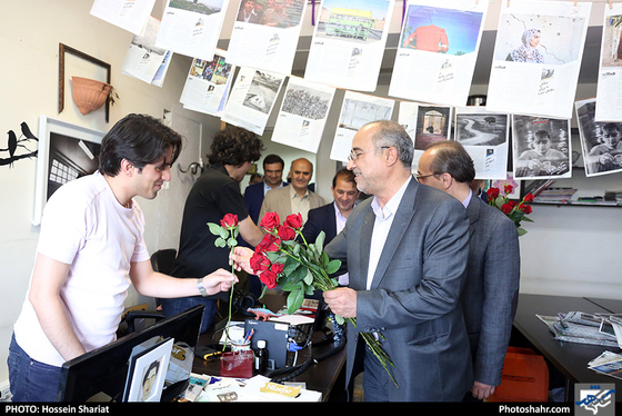 بازدید اعضای شورای شهر مشهد از روزنامه شهرآرا به مناسبت روز خبرنگار / عکس: حسین شریعت / شهرآرا