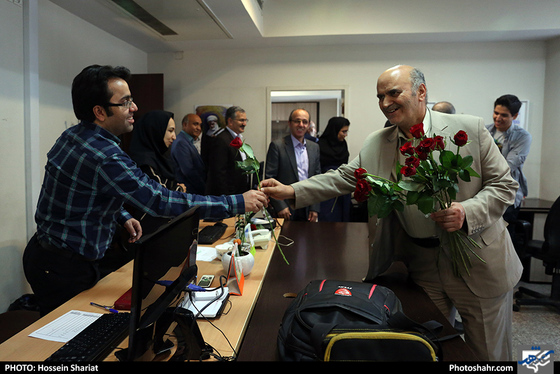 بازدید اعضای شورای شهر مشهد از روزنامه شهرآرا به مناسبت روز خبرنگار / عکس: حسین شریعت / شهرآرا
