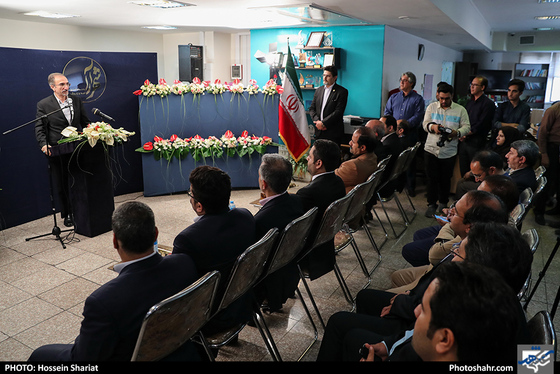 بازدید شهردار مشهد از روزنامه شهرآرا به مناسبت روز خبرنگار / عکس: حسین شریعت / شهرآرا