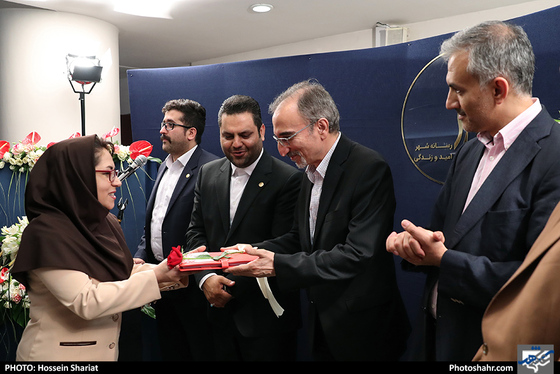 بازدید شهردار مشهد از روزنامه شهرآرا به مناسبت روز خبرنگار / عکس: حسین شریعت / شهرآرا