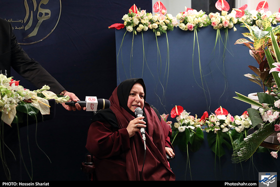 بازدید جمعی از مسئولان از روزنامه شهرآرا در روز خبرنگار - 2 / عکس: حسین شریعت / شهرآرا 