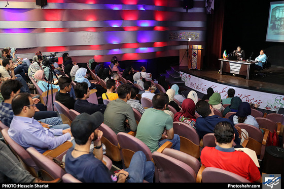 ورکشاپ عکاسی استیج با حضور آزاده اخلاقی / عکس: حسین شریعت / شهرآرا