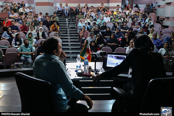 ورکشاپ عکاسی استیج با حضور آزاده اخلاقی / عکس: حسین شریعت / شهرآرا